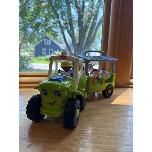 Fisher-Price Little People Caring For Animals Tractor Playset - Picture 1 of 7